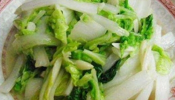 Chinese cabbage; pak choi; CL:棵[kē], 個|个[gè]